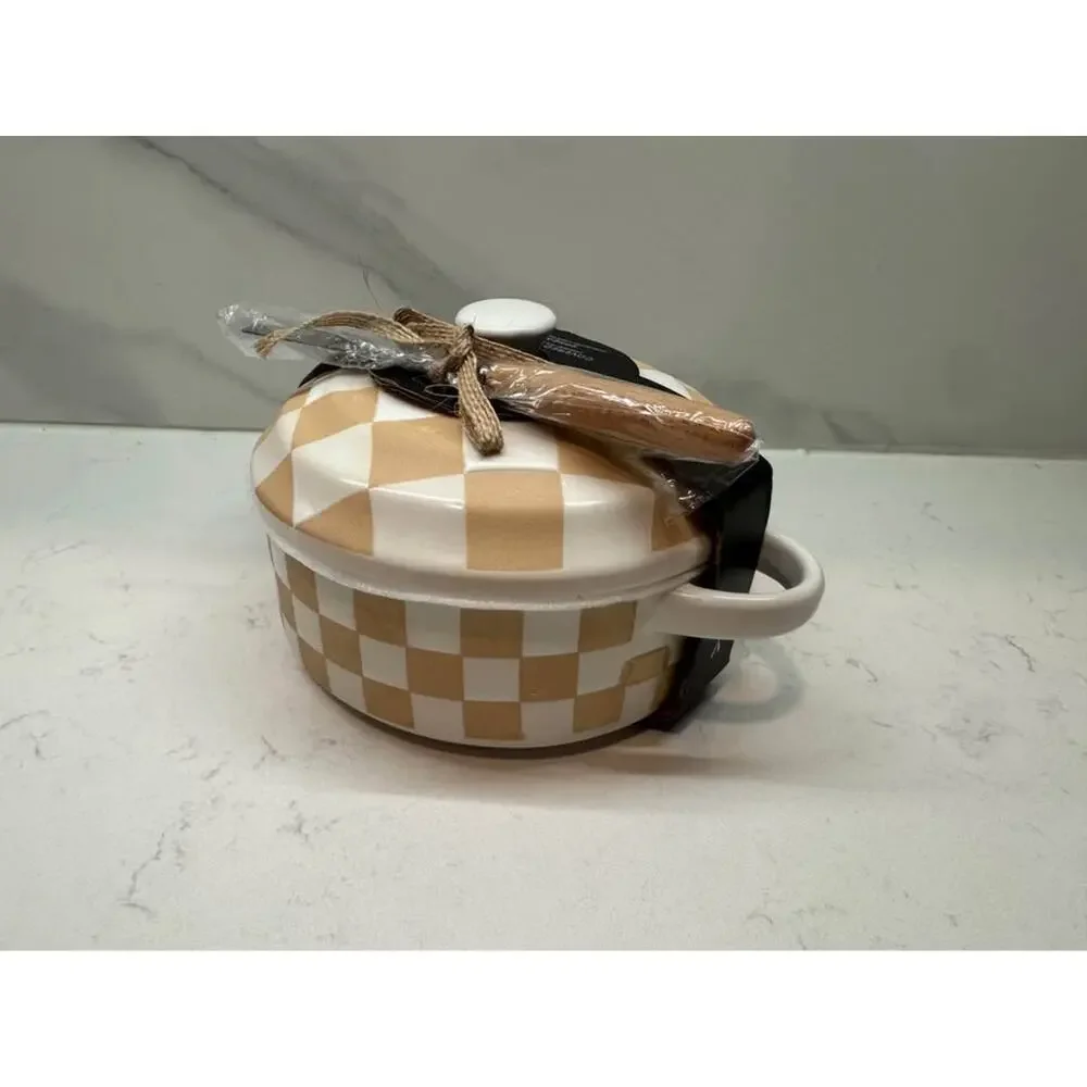 New La Cucina 2-Piece Checkered Mini Brie Baker Set & Spreader Gift Set